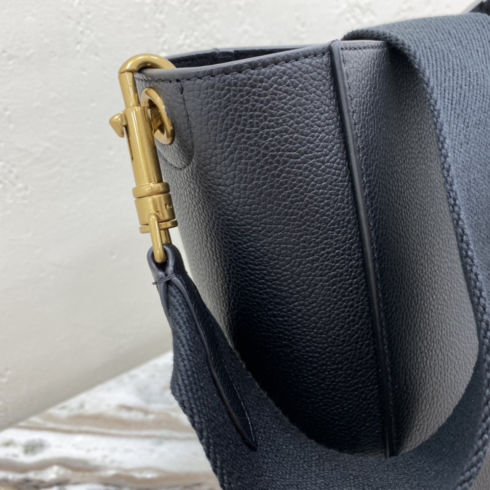 Celine simple deep black crossbody bag Celine simple deep black crossbody bag