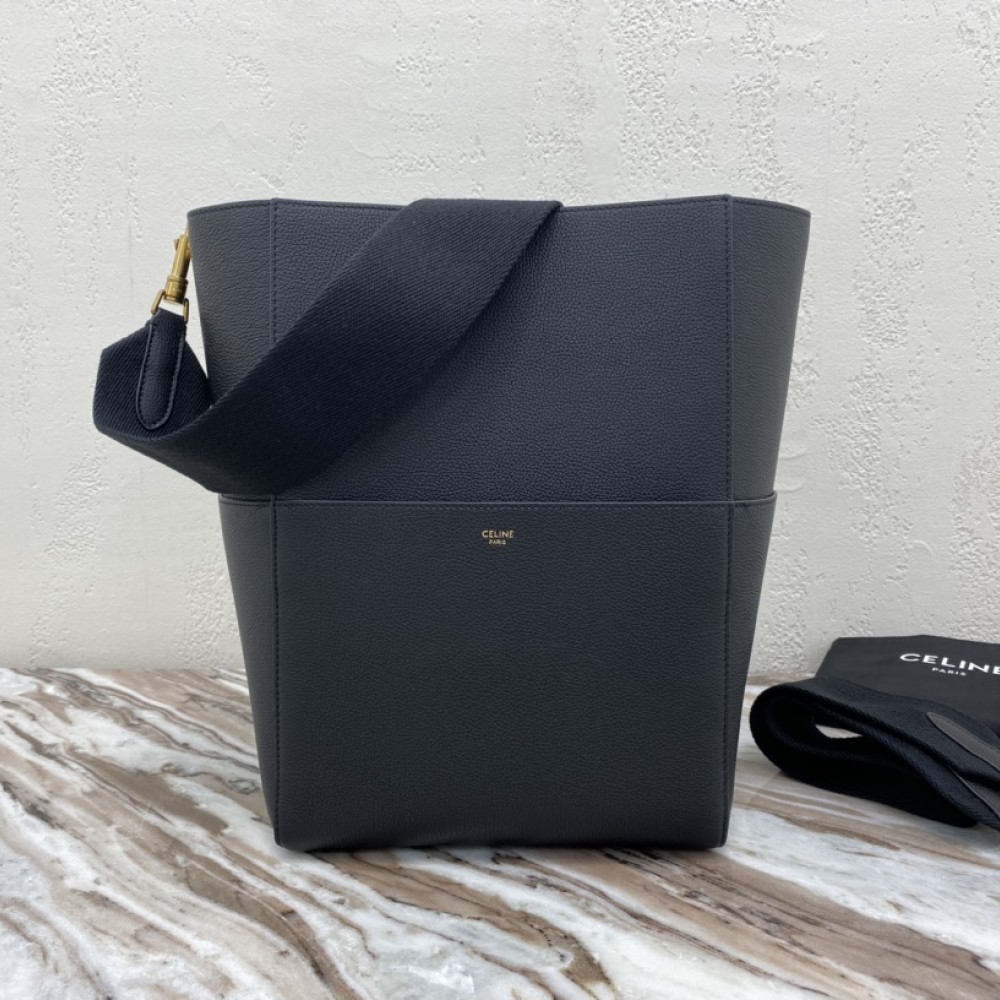 Celine Simple Large Deep Black Crossbody Bag Celine Simple Large Deep Black Crossbody Bag