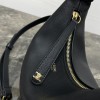 CELINE TRIOMPHE series black underarm bag CELINE TRIOMPHE series black underarm bag