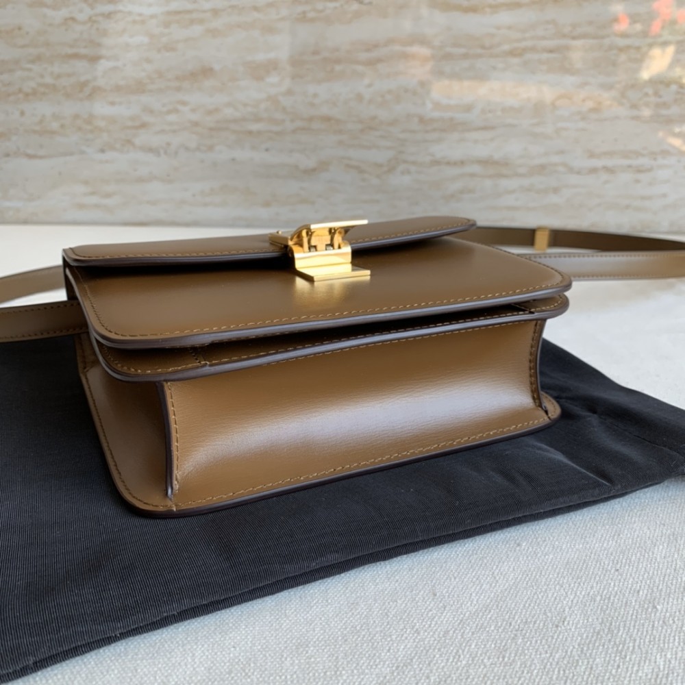 CELINE TRIOMPHE series brown snake print shoulder crossbody bag CELINE TRIOMPHE series brown snake print shoulder crossbody bag