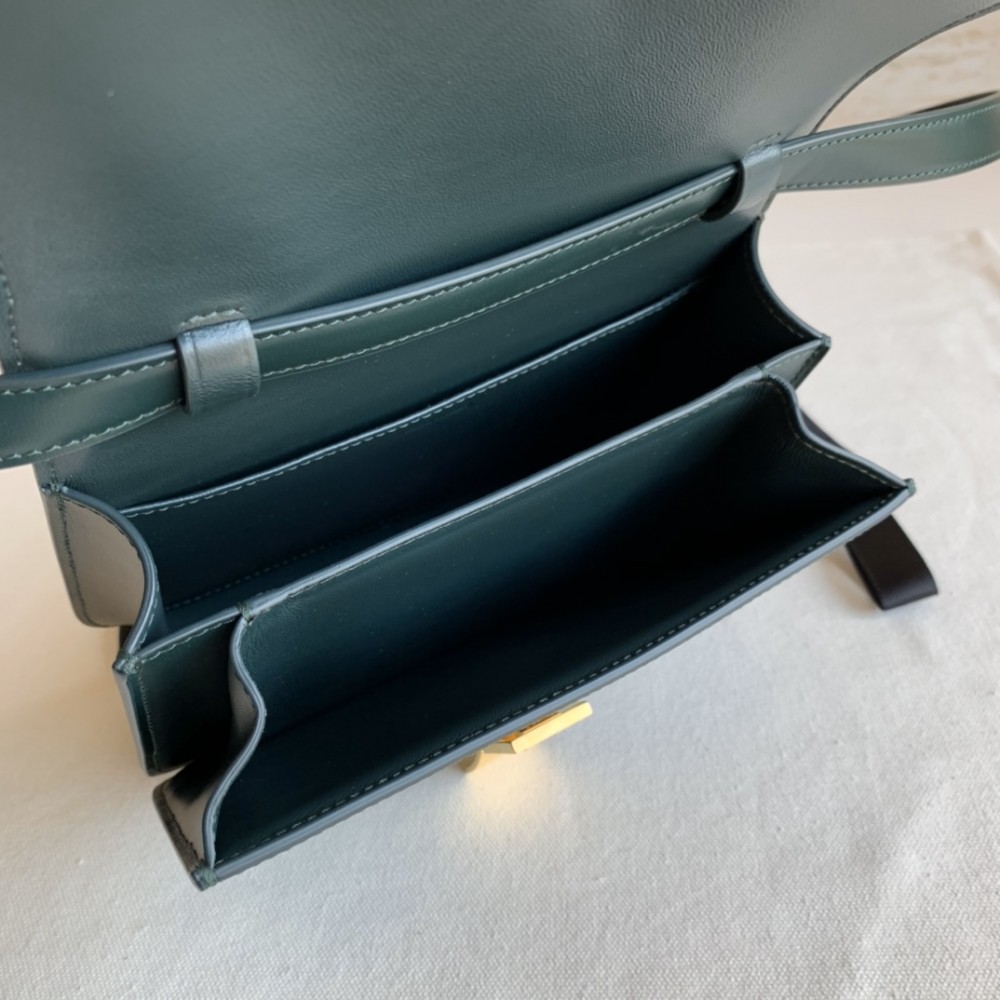 CELINE TRIOMPHE series dark blue snake pattern shoulder crossbody bag CELINE TRIOMPHE series dark blue snake pattern shoulder crossbody bag