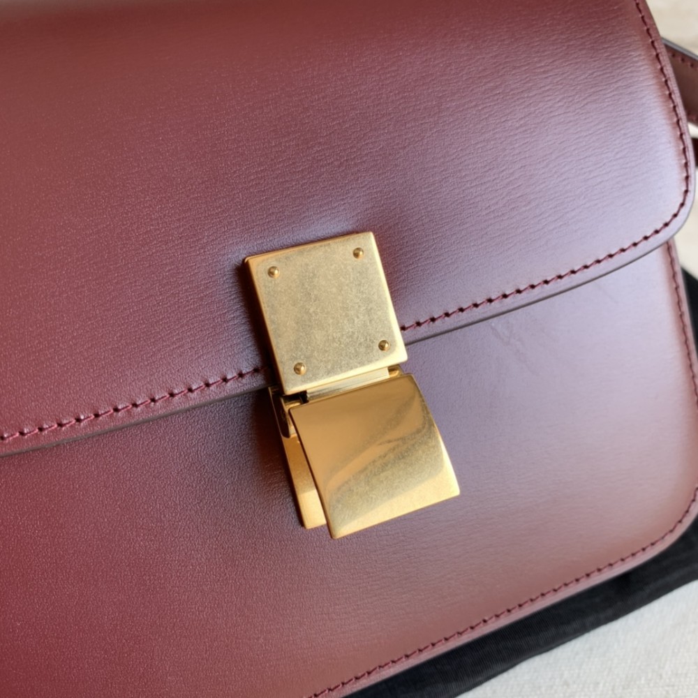 CELINE TRIOMPHE series crimson snake print shoulder crossbody bag CELINE TRIOMPHE series crimson snake print shoulder crossbody bag