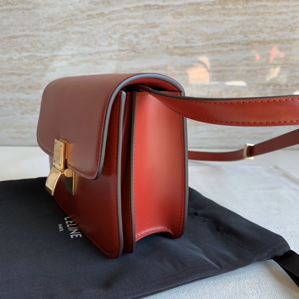 CELINE TRIOMPHE series red snake print shoulder bag CELINE TRIOMPHE series red snake print shoulder bag