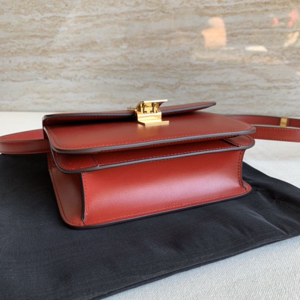 CELINE TRIOMPHE series red snake print shoulder bag CELINE TRIOMPHE series red snake print shoulder bag