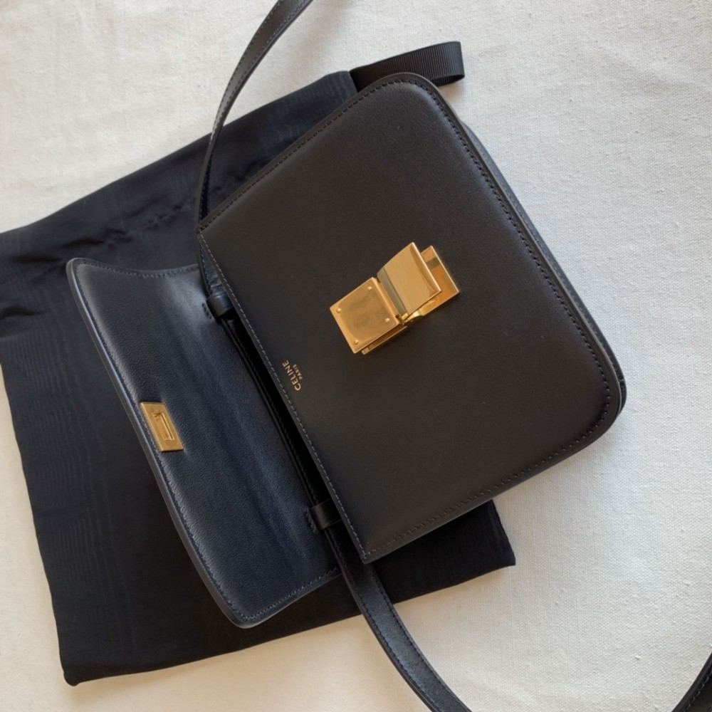 CELINE TRIOMPHE series dark black snake print shoulder crossbody bag CELINE TRIOMPHE series dark black snake print shoulder crossbody bag