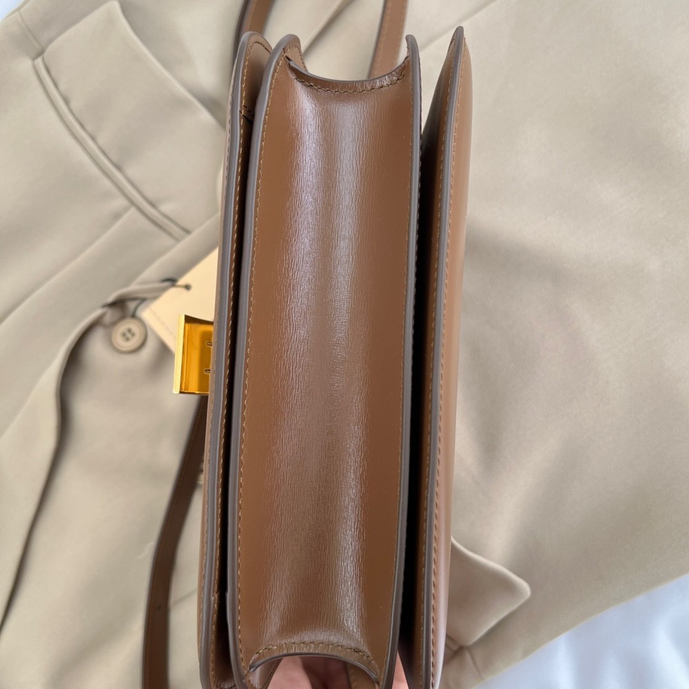 CELINE TRIOMPHE series golden brown shoulder crossbody bag CELINE TRIOMPHE series golden brown shoulder crossbody bag