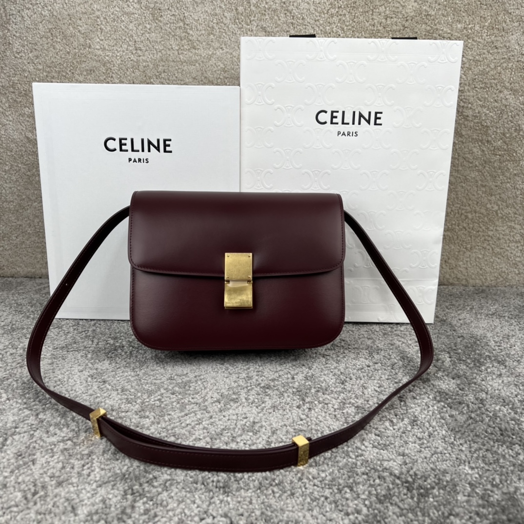 CELINE TRIOMPHE series agate red snake pattern shoulder crossbody bag CELINE TRIOMPHE series agate red snake pattern shoulder crossbody bag
