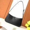 CELINE TRIOMPHE series black underarm bag CELINE TRIOMPHE series black underarm bag