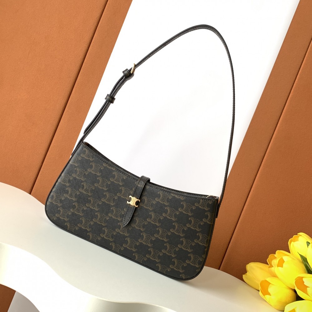 CELINE TRIOMPHE series patterned black underarm bag CELINE TRIOMPHE series patterned black underarm bag