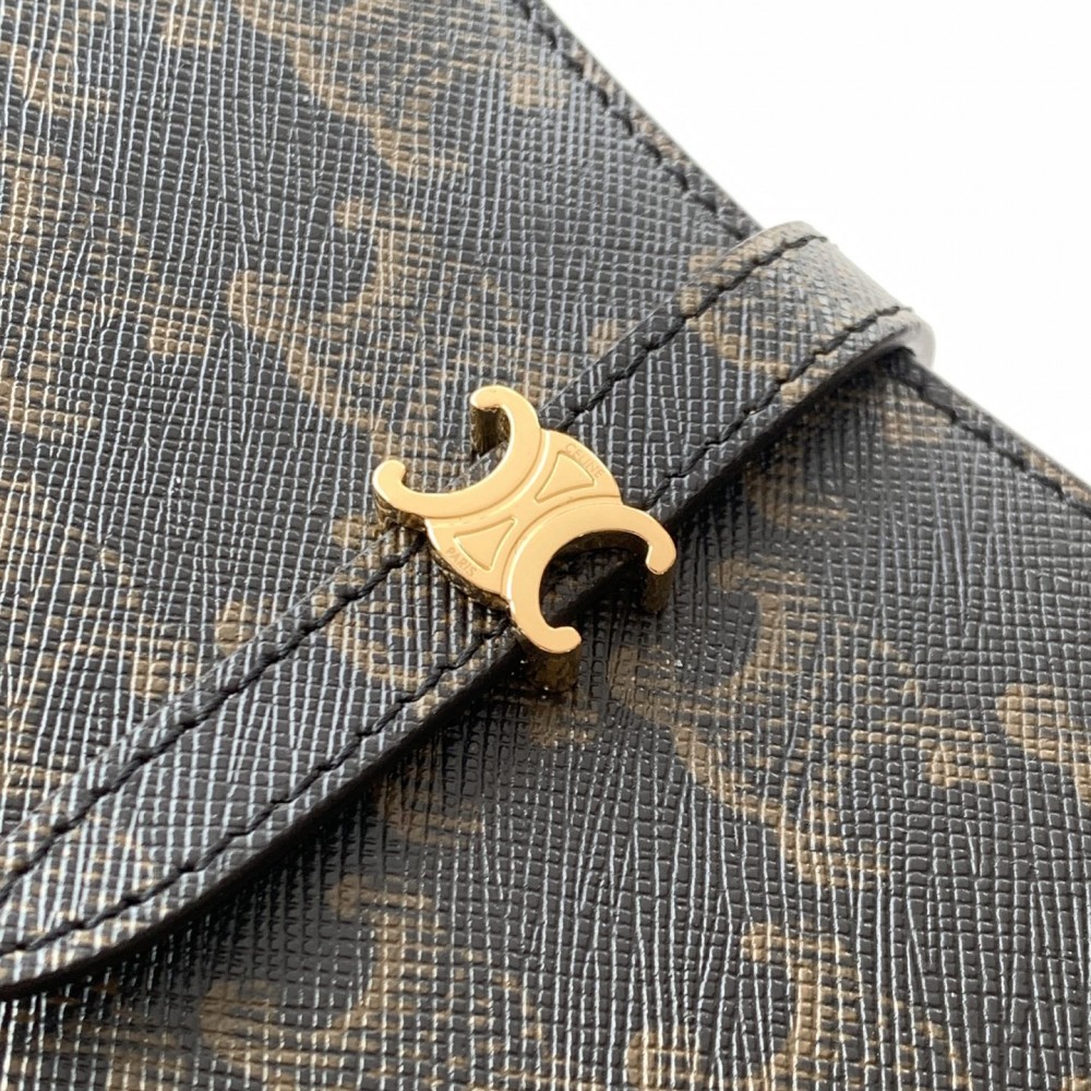 CELINE TRIOMPHE series patterned black underarm bag CELINE TRIOMPHE series patterned black underarm bag
