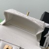 Chanel classic CF series bright white lambskin gold hardware chain bag Chanel classic CF series bright white lambskin gold hardware chain bag