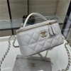 Chanel Double C Metal Chain Diamond Check White Frosted Texture Bag Chanel Double C Metal Chain Diamond Check White Frosted Texture Bag