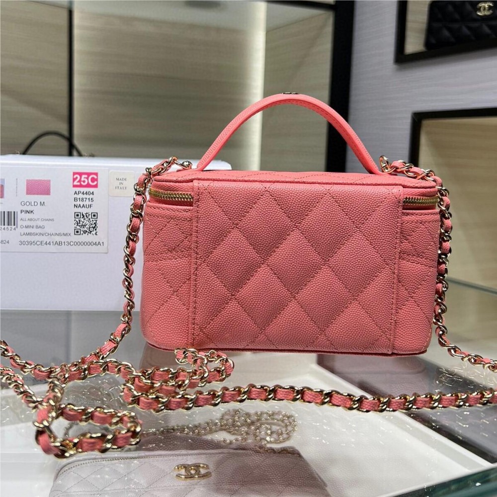 Chanel Double C Metal Chain Diamond Check Pink Frosted Texture Bag Chanel Double C Metal Chain Diamond Check Pink Frosted Texture Bag