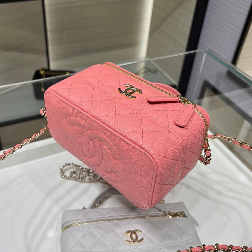 Chanel Double C Metal Chain Diamond Check Pink Frosted Texture Bag Chanel Double C Metal Chain Diamond Check Pink Frosted Texture Bag