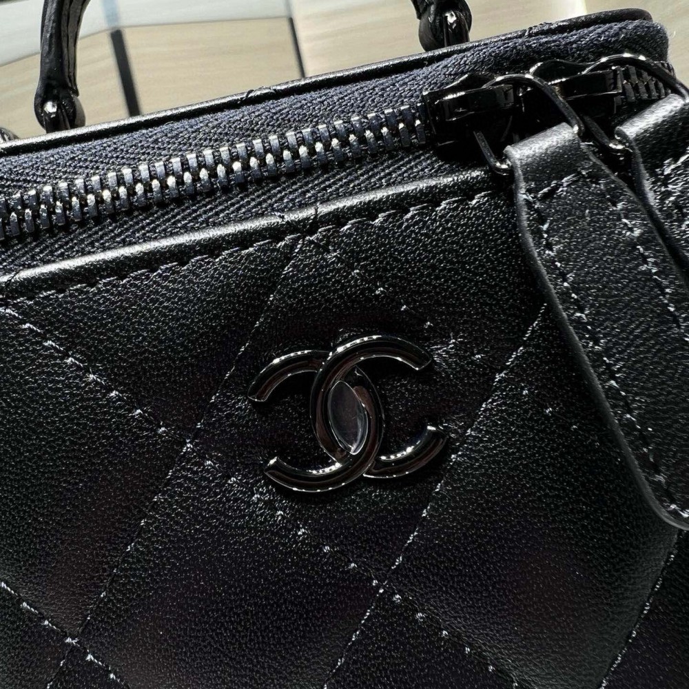 Chanel Double C Metal Chain Deep Black Quilted Tote Chanel Double C Metal Chain Deep Black Quilted Tote
