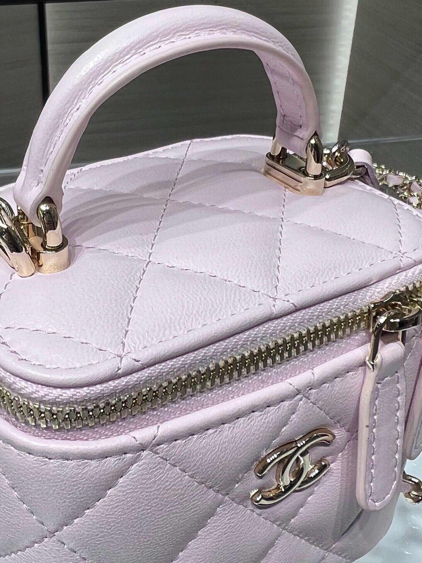 Chanel Double C Metal Chain Lilac Quilted Tote Chanel Double C Metal Chain Lilac Quilted Tote
