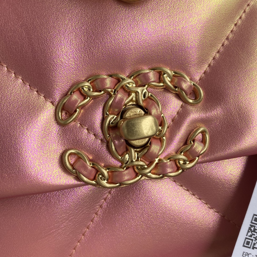 Chanel Double C Metal Chain Classic Bright Pink Quilted Flap Bag Chanel Double C Metal Chain Classic Bright Pink Quilted Flap Bag