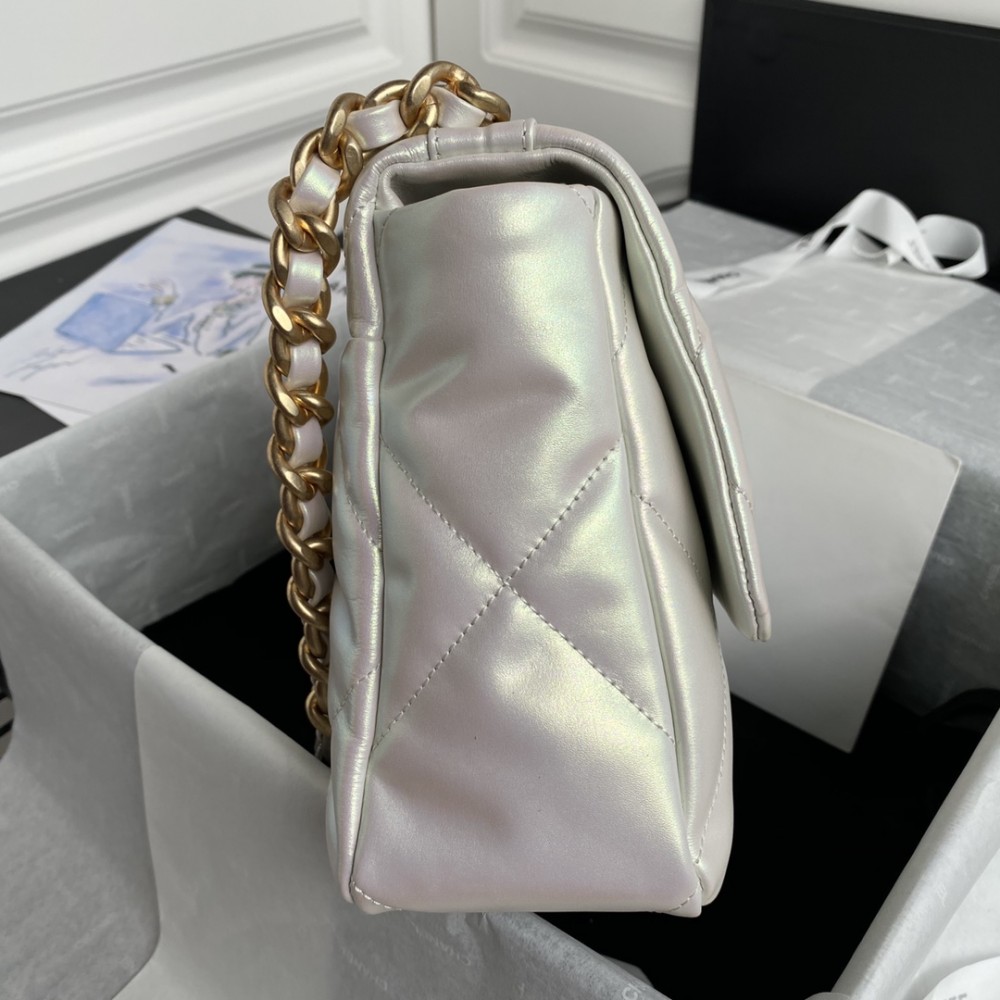 Chanel Double C Metal Chain Classic Shiny Silver Quilted Flap Bag Chanel Double C Metal Chain Classic Shiny Silver Quilted Flap Bag