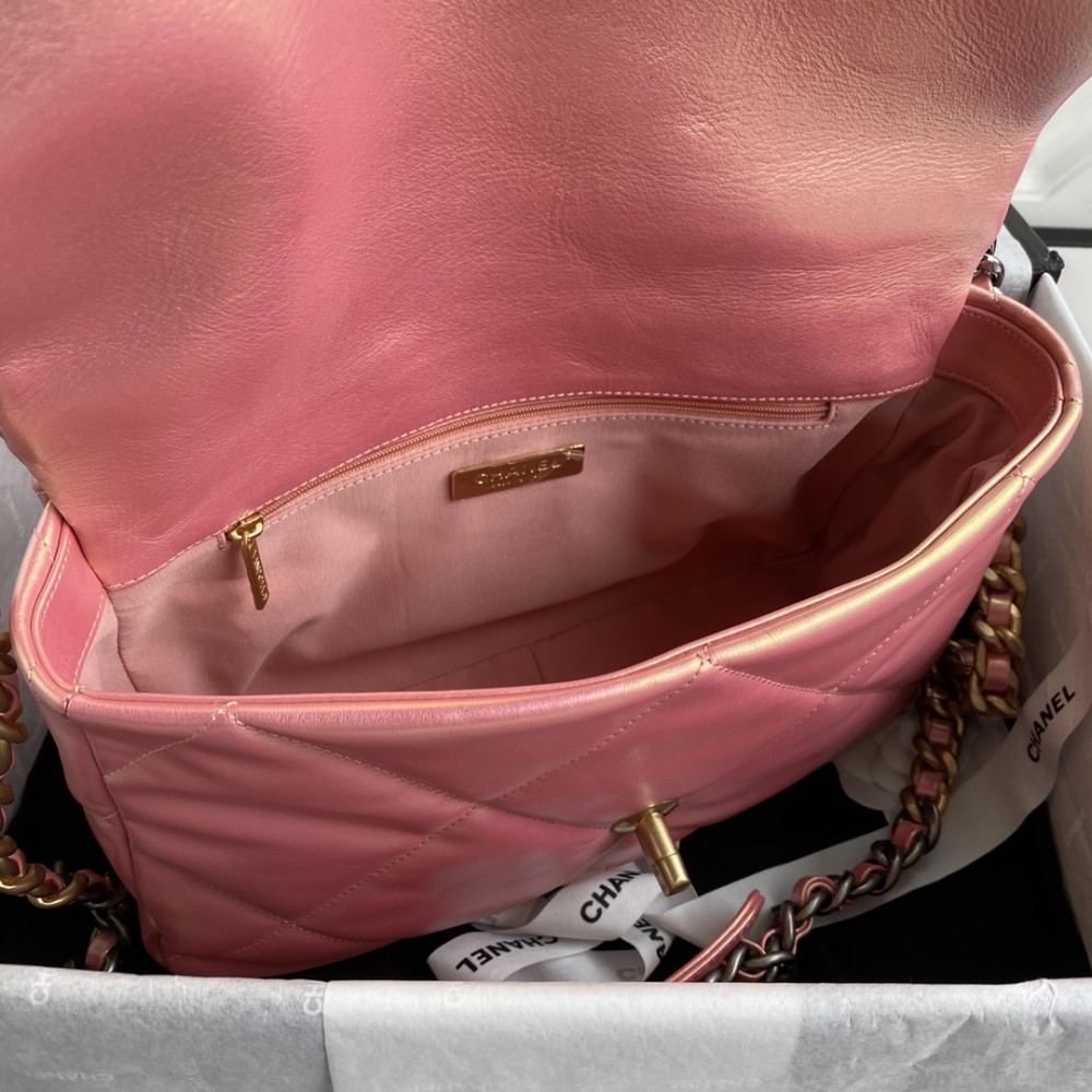 Chanel Double C Metal Chain Classic Bright Pink Quilted Flap Bag Chanel Double C Metal Chain Classic Bright Pink Quilted Flap Bag