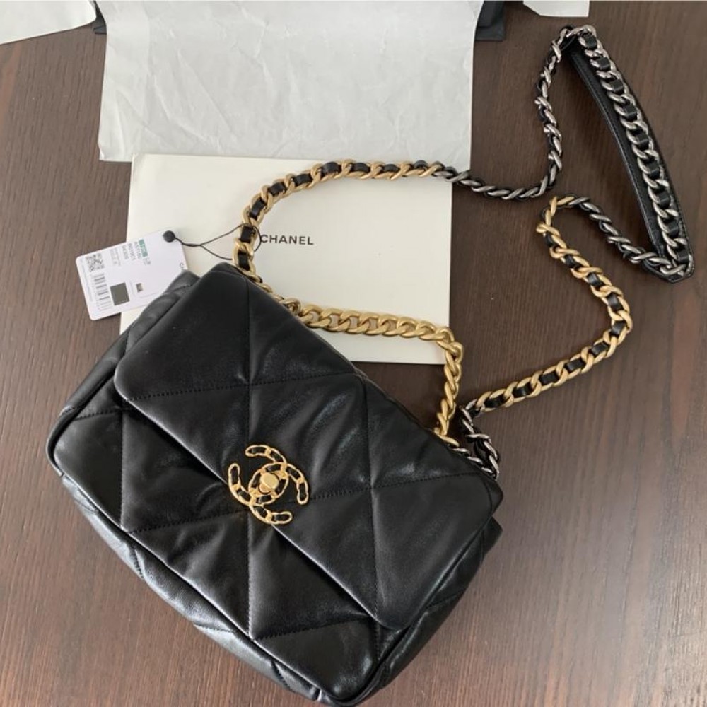 Chanel Double C Solid Metal Chain Classic Black Quilted Flap Bag Chanel Double C Solid Metal Chain Classic Black Quilted Flap Bag