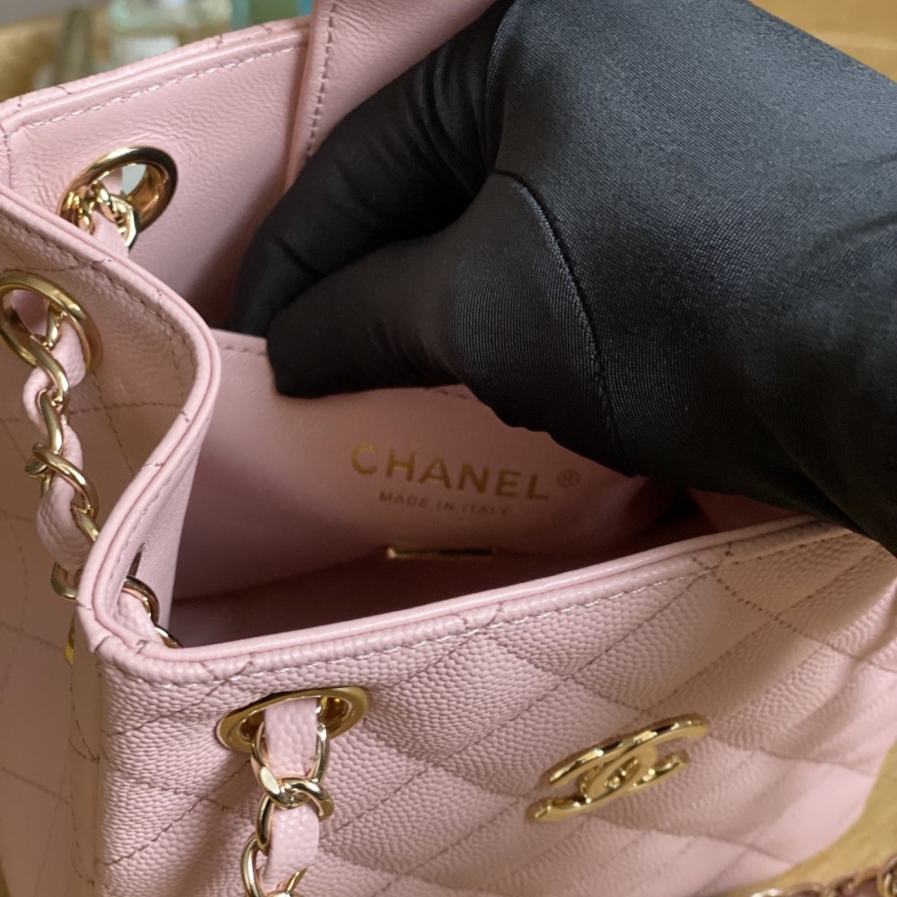 Chanel Classic Series Pink Caviar Textured Exquisite Diamond Pattern Double C Chain Bag