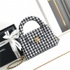 Chanel Black and White Houndstooth Pattern Exquisite Diamond Double C Chain Bag Chanel Black and White Houndstooth Pattern Exquisite Diamond Double C Chain Bag