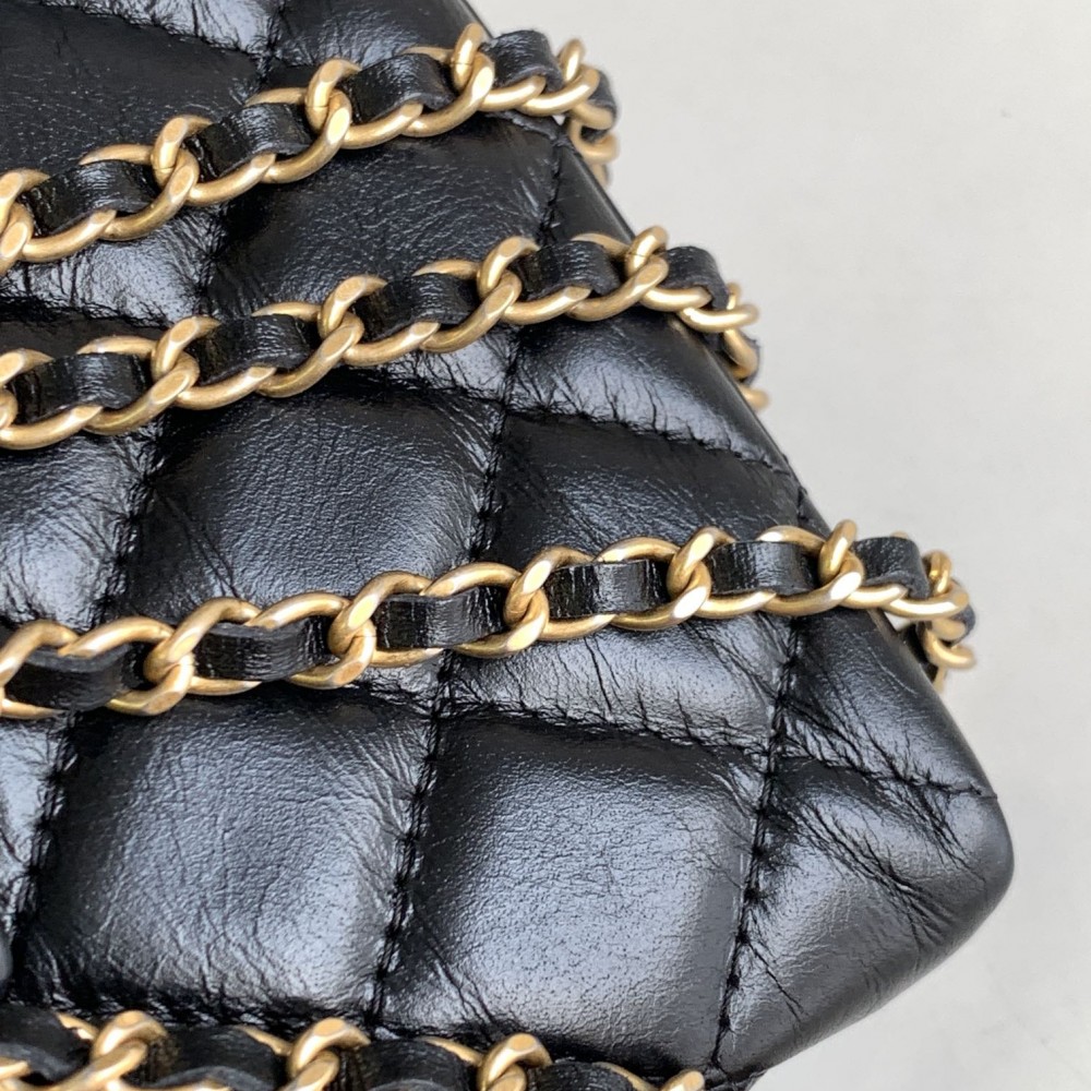Chanel Diamond Pattern Exquisite Black Leather Diamond Pattern Double C Chain Bag Chanel Diamond Pattern Exquisite Black Leather Diamond Pattern Double C Chain Bag