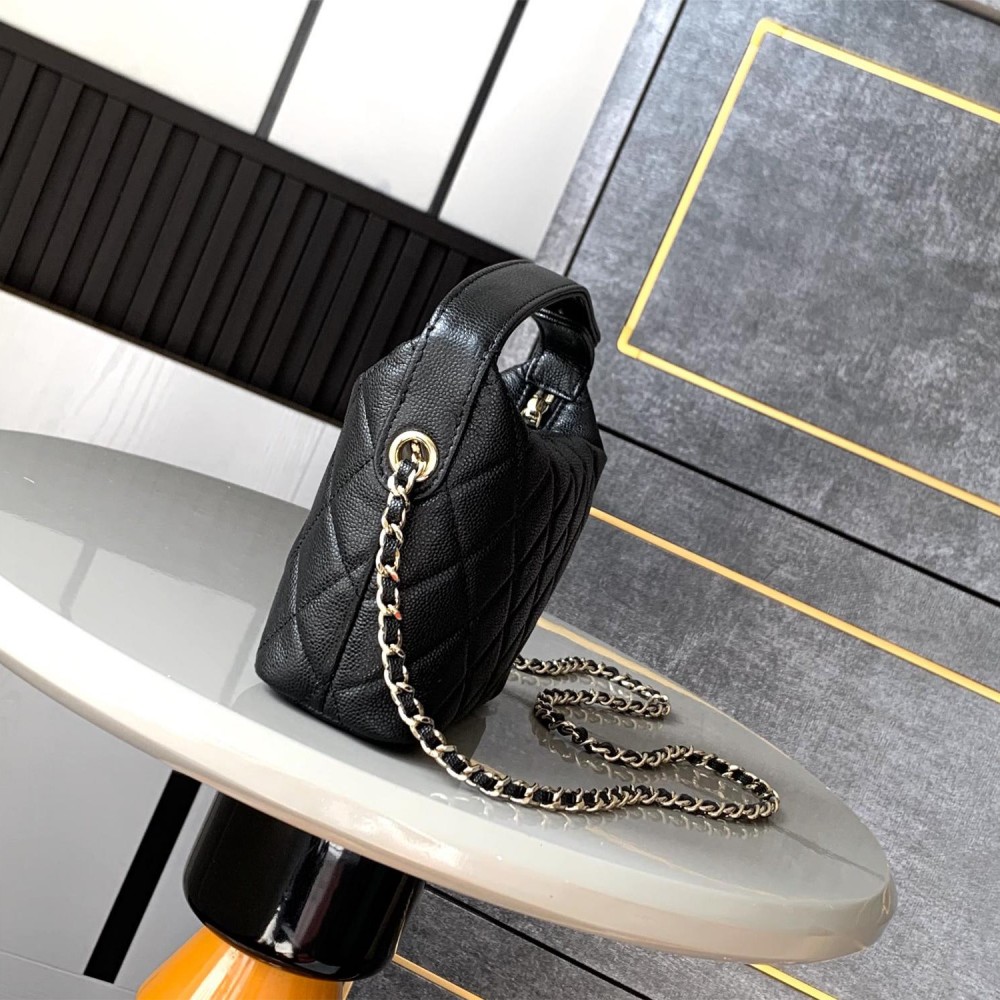 Chanel Exquisite Diamond Check Black Leather Diamond Check Double C Chain Bag Chanel Exquisite Diamond Check Black Leather Diamond Check Double C Chain Bag