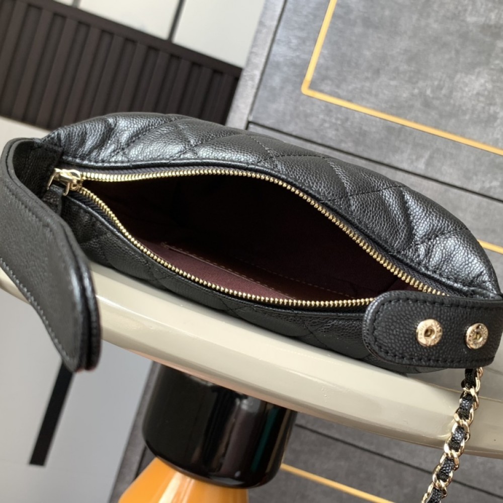 Chanel Exquisite Diamond Check Black Leather Diamond Check Double C Chain Bag Chanel Exquisite Diamond Check Black Leather Diamond Check Double C Chain Bag