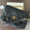 Chanel classic flap exquisite black atmospheric leather diamond pattern double C chain bag Chanel classic flap exquisite black atmospheric leather diamond pattern double C chain bag