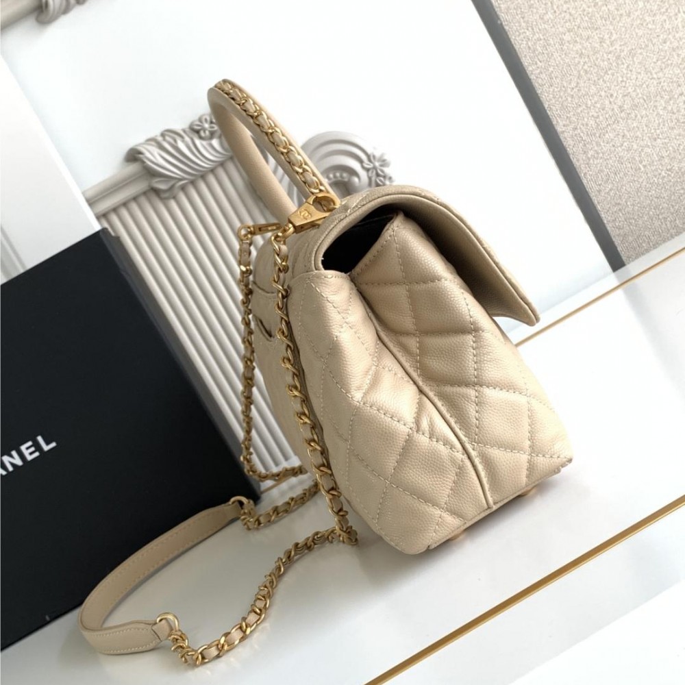 Chanel Classic Creamy White Diamond Check Medium Classic Flap Chain Bag Chanel Classic Creamy White Diamond Check Medium Classic Flap Chain Bag