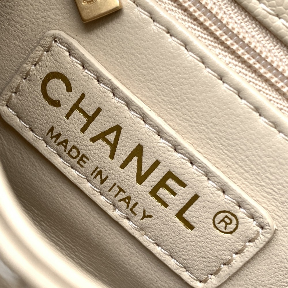Chanel Classic Cream White Diamond Check Small Classic Flap Chain Bag Chanel Classic Cream White Diamond Check Small Classic Flap Chain Bag