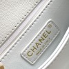Chanel classic pure white diamond check medium Classic Flap chain bag Chanel classic pure white diamond check medium Classic Flap chain bag