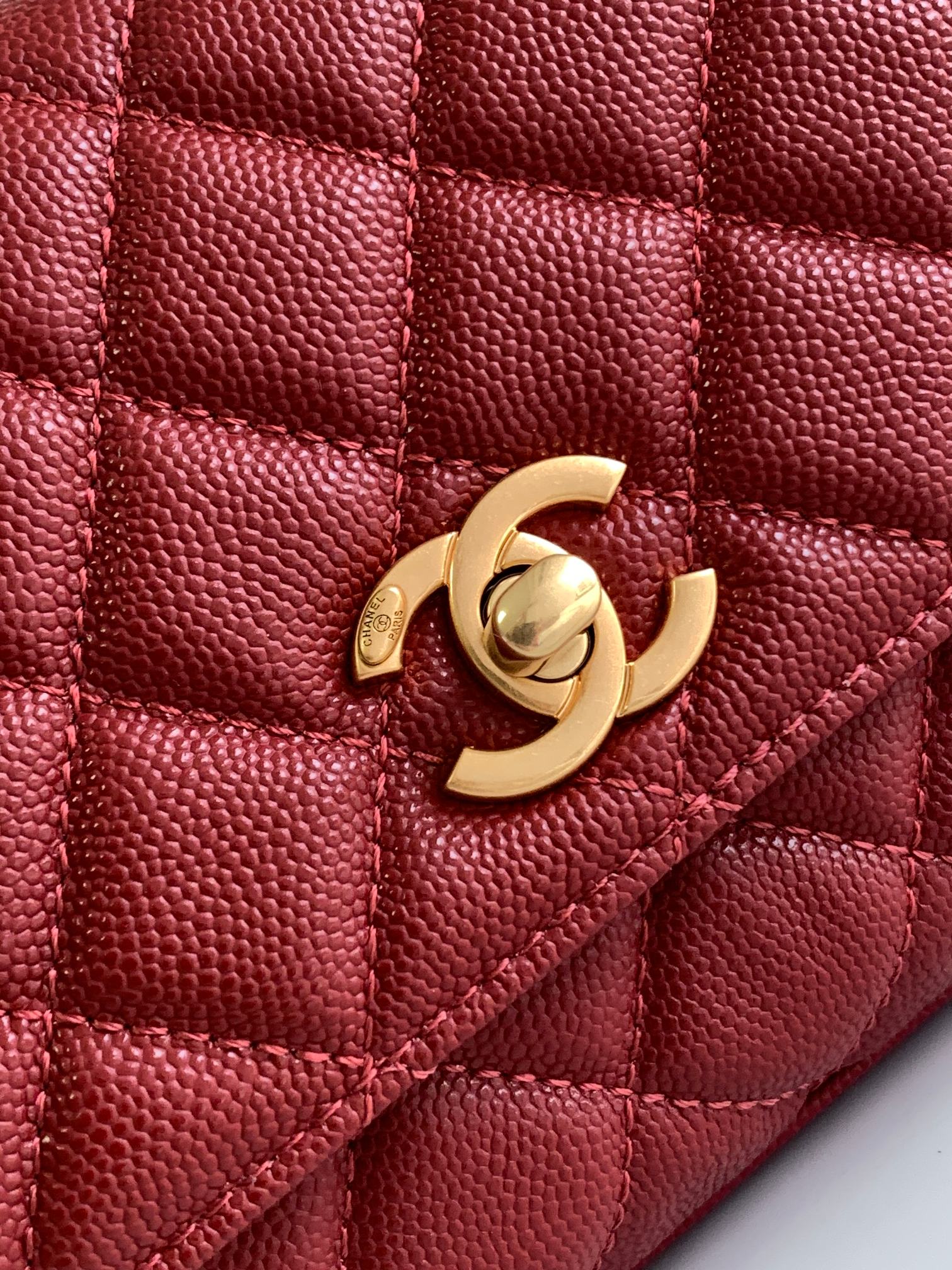 Chanel Classic Red Diamond Check Large Classic Flap Chain Bag Chanel Classic Red Diamond Check Large Classic Flap Chain Bag