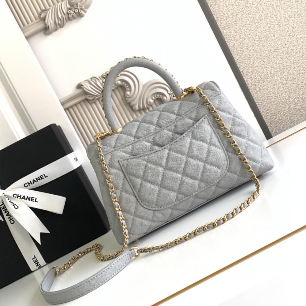 Chanel Classic Light Green Diamond Check Medium Classic Flap Chain Bag Chanel Classic Light Green Diamond Check Medium Classic Flap Chain Bag