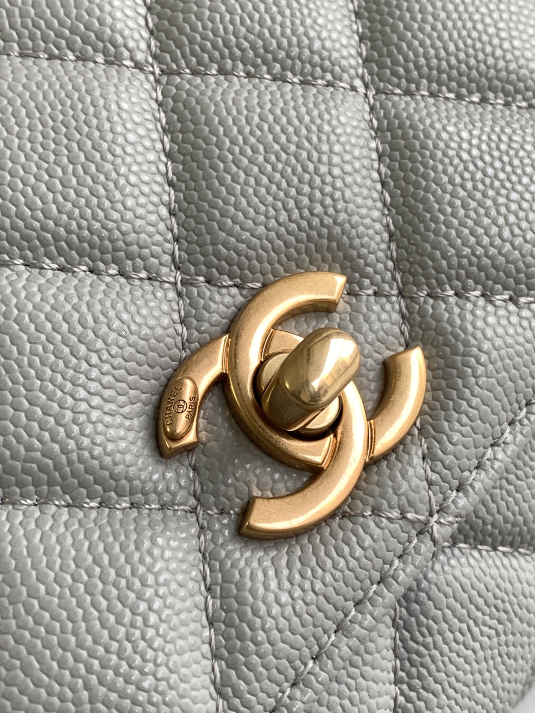 Chanel Classic Light Green Diamond Check Large Classic Flap Chain Bag Chanel Classic Light Green Diamond Check Large Classic Flap Chain Bag