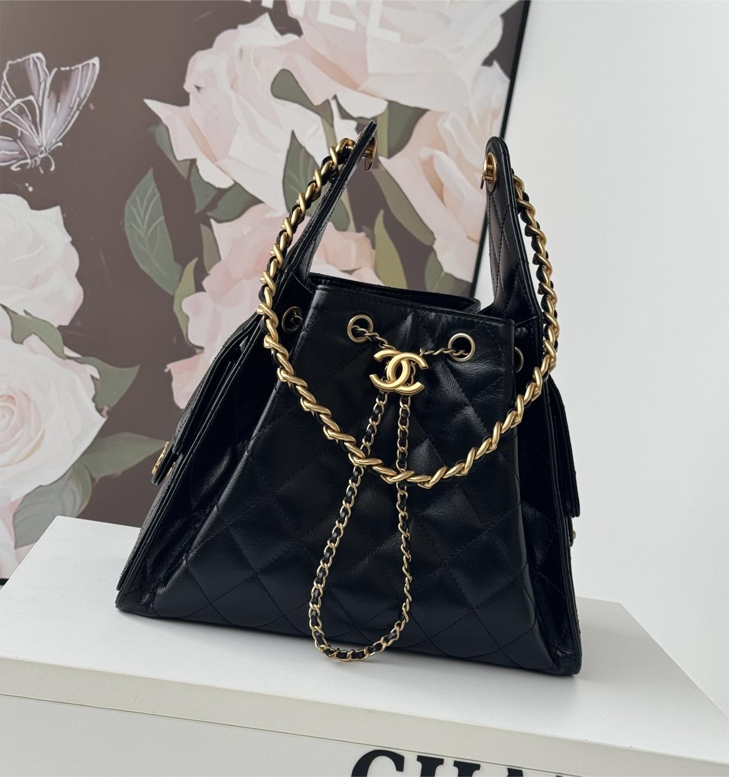 Chanel Black Classic Diamond Check Exquisite Hardware Chain 2.55 Handbag Chanel Black Classic Diamond Check Exquisite Hardware Chain 2.55 Handbag