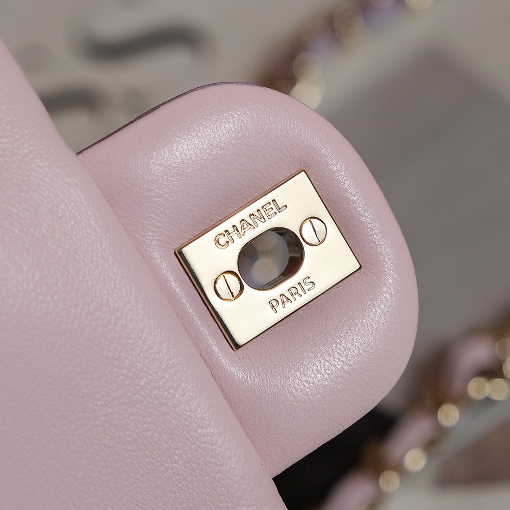 Chanel Purple Quilted Flap Chain Small Handbag Chanel Purple Quilted Flap Chain Small Handbag