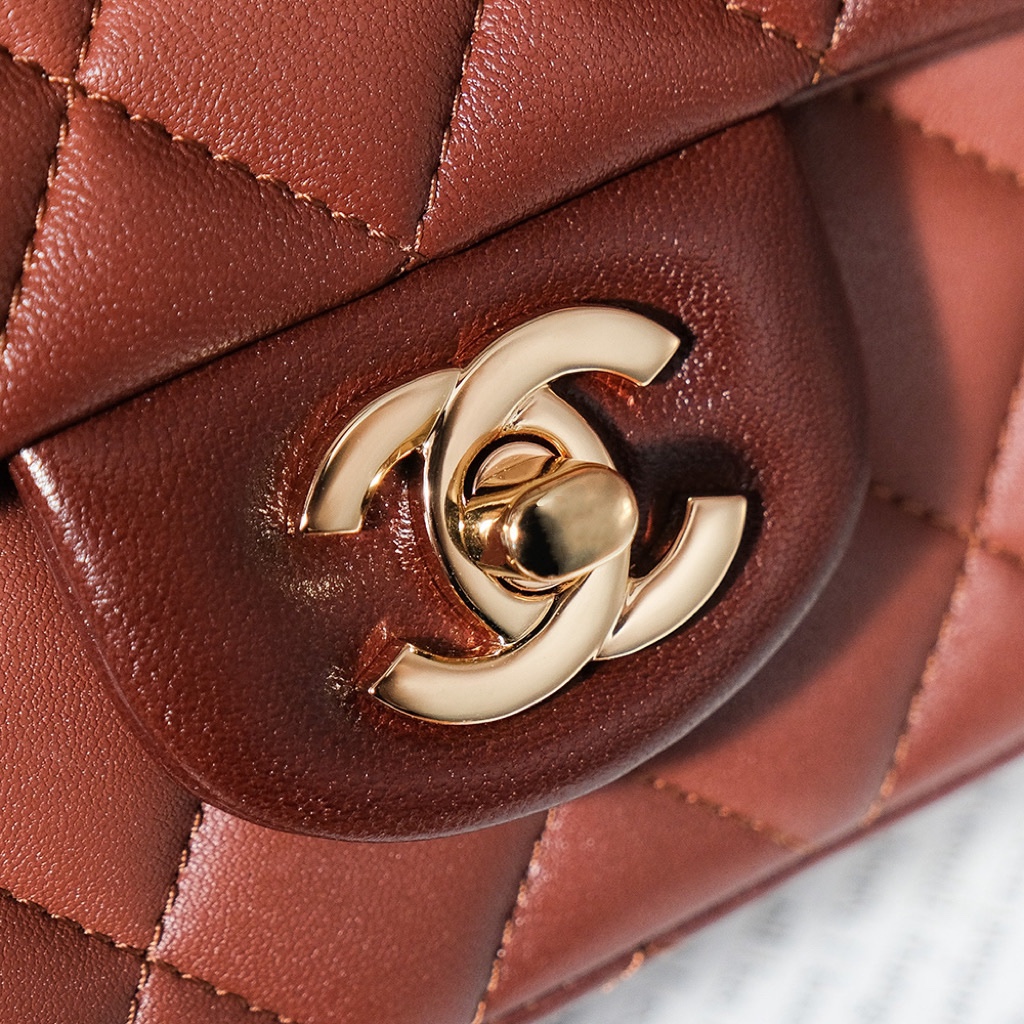 Chanel Honey Brown Diamond Check Flap Chain Small Handbag Chanel Honey Brown Diamond Check Flap Chain Small Handbag