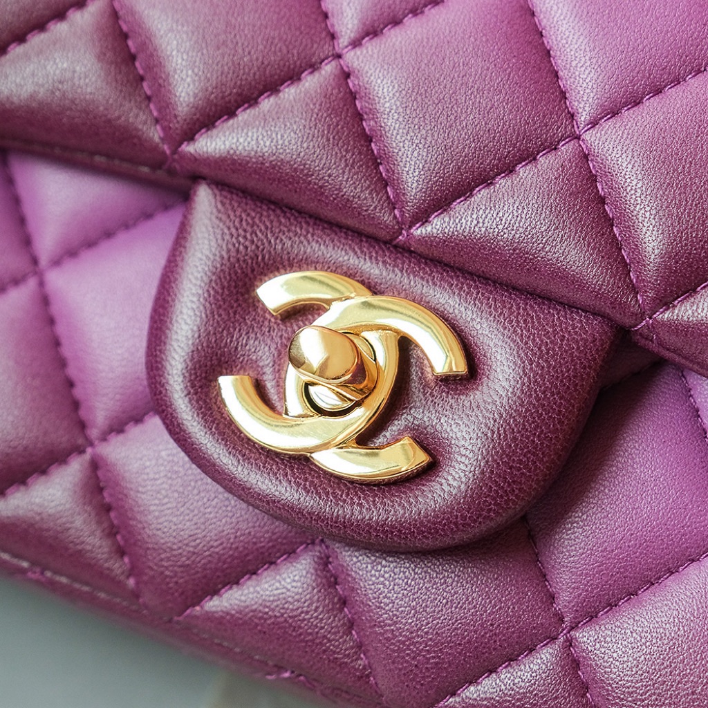 Chanel Dark Purple Diamond Check Flap Chain Large Handbag Chanel Dark Purple Diamond Check Flap Chain Large Handbag