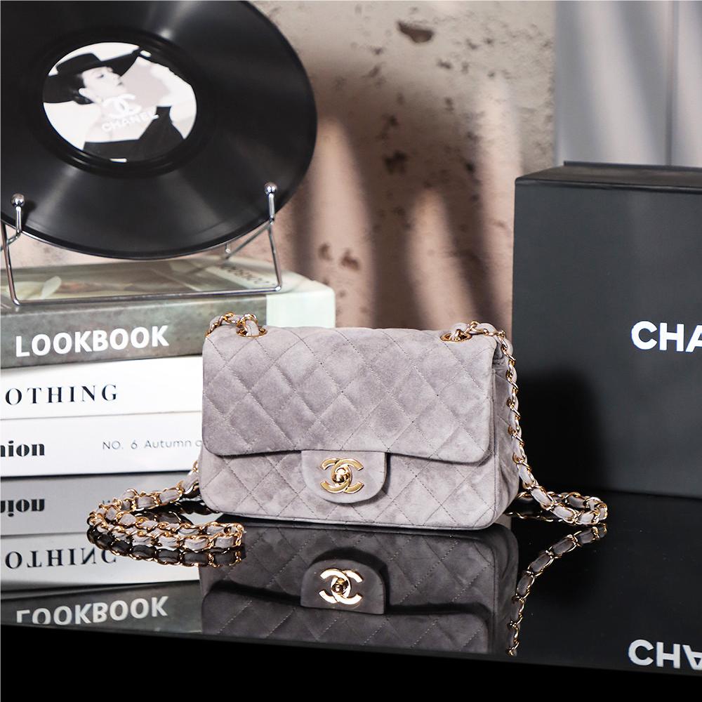 Chanel classic derivative dark purple suede small handbag 2.55 Chain Bag Chanel classic derivative dark purple suede small handbag 2.55 Chain Bag