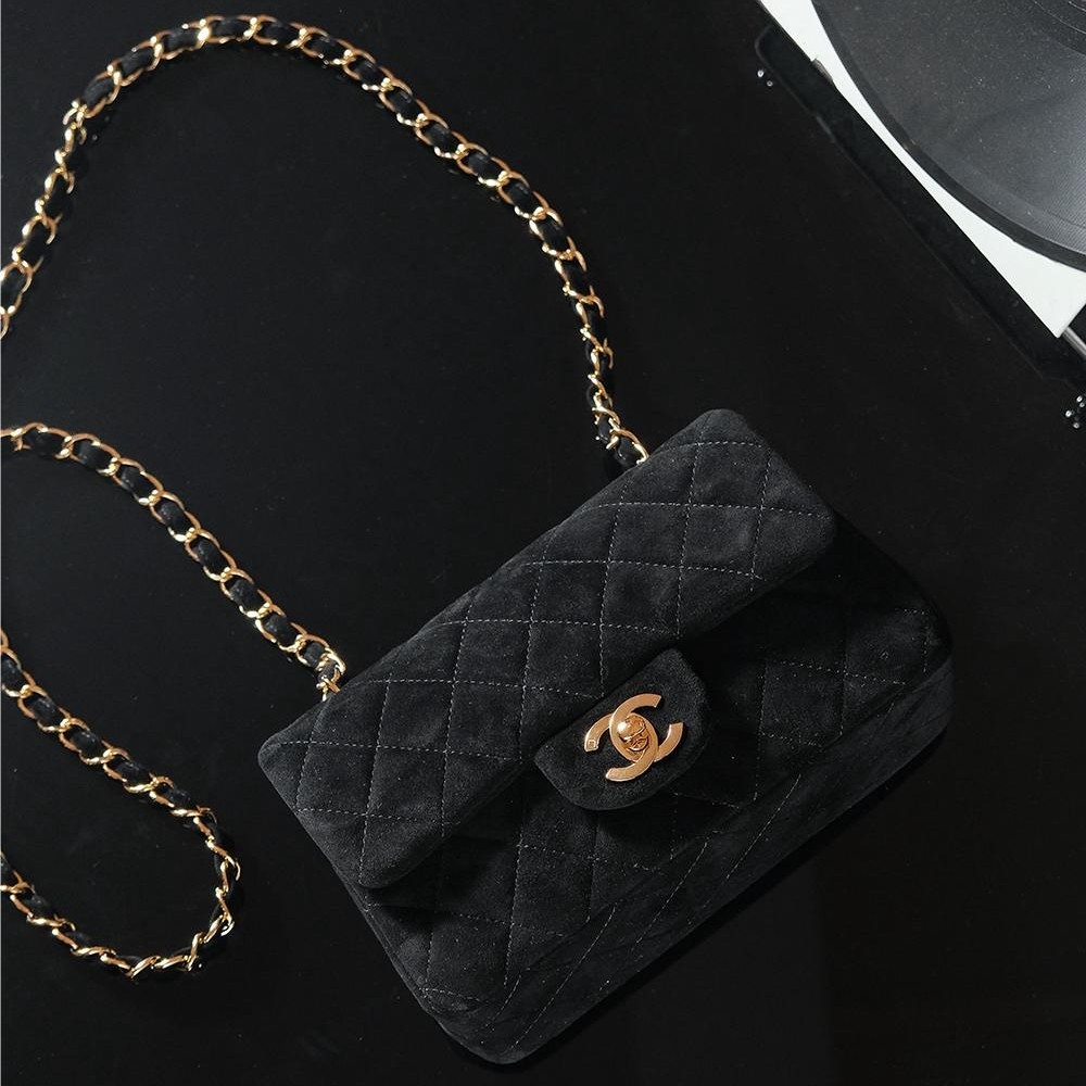 Chanel classic derivative pure black suede small handbag 2.55 Chain Bag Chanel classic derivative pure black suede small handbag 2.55 Chain Bag