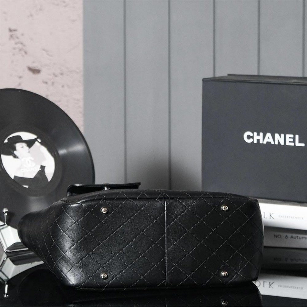 Chanel Classic Pure Metal Chain Strap Black Flap Bag Chanel Classic Pure Metal Chain Strap Black Flap Bag