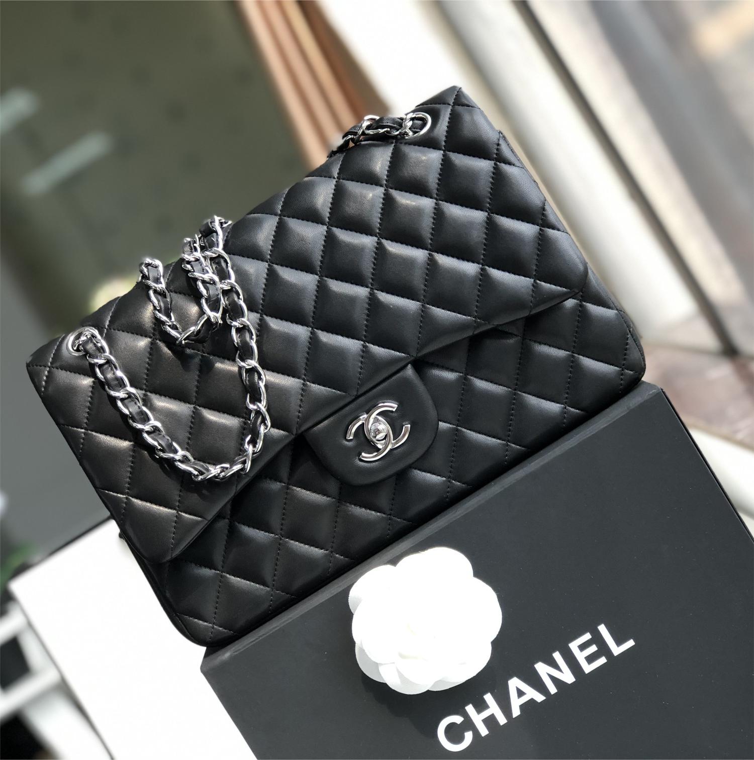 Chanel Classic Flap Diamond Check Black Leather Chain Bag Chanel Classic Flap Diamond Check Black Leather Chain Bag