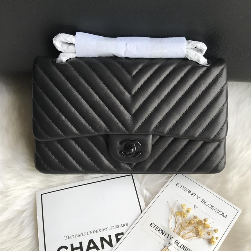 Chanel Boy Classic Flap Pure Black Leather Chain Bag Chanel Boy Classic Flap Pure Black Leather Chain Bag