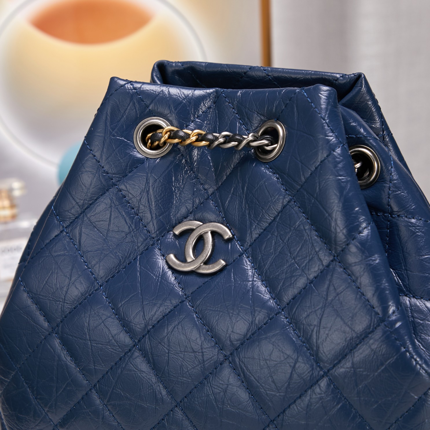 Chanel classic diamond check bright blue leather chain bucket bag Chanel classic diamond check bright blue leather chain bucket bag