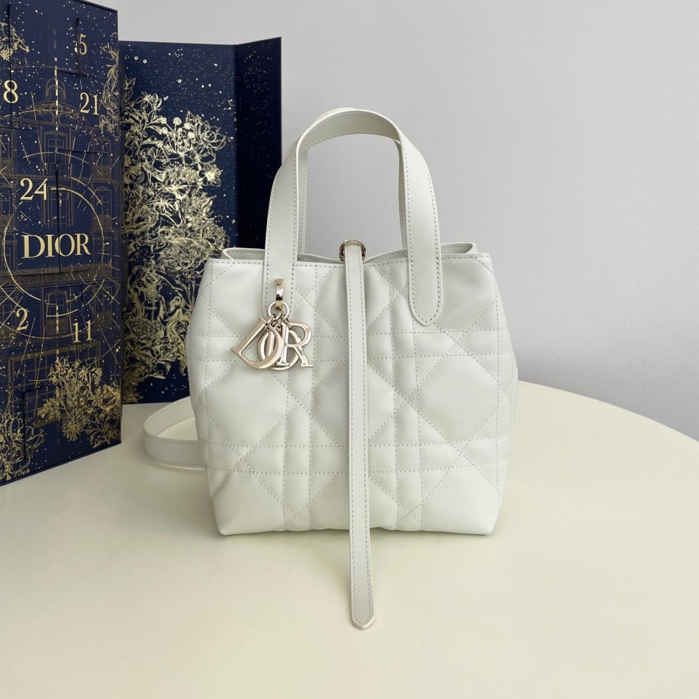 Christian Dior LADY DIOR classic small rattan stitching white leather handbag Christian Dior LADY DIOR classic small rattan stitching white leather handbag