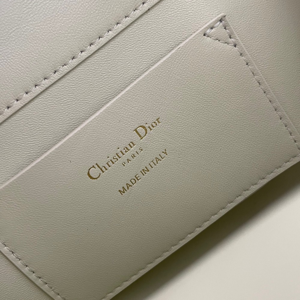 Christian Dior LADY DIOR classic small rattan stitching white leather handbag Christian Dior LADY DIOR classic small rattan stitching white leather handbag