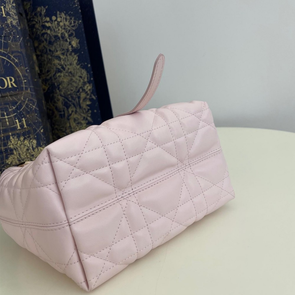 Christian Dior LADY DIOR classic small rattan stitching light pink leather handbag Christian Dior LADY DIOR classic small rattan stitching light pink leather handbag