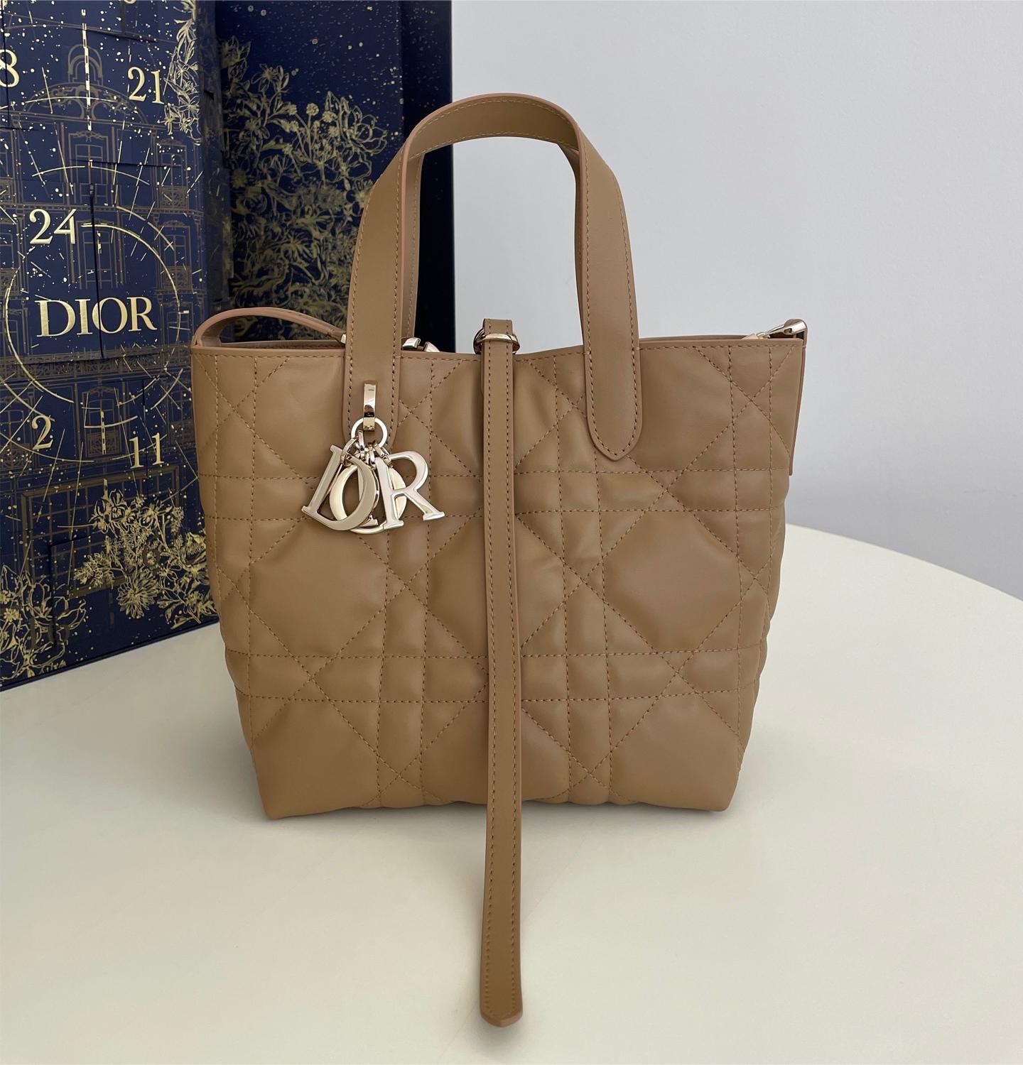 Christian Dior LADY DIOR classic small cannage stitching dark brown leather handbag Christian Dior LADY DIOR classic small cannage stitching dark brown leather handbag